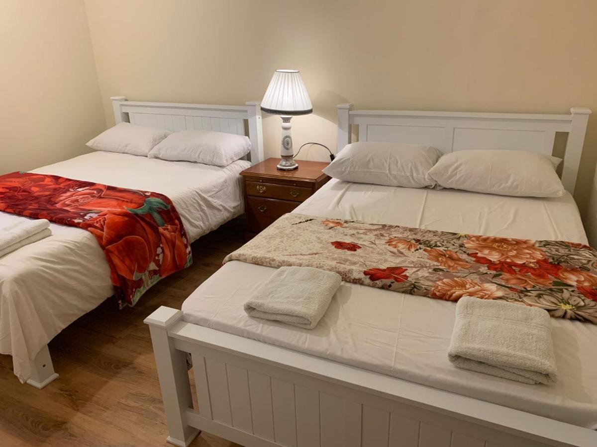 Two Bed Holiday Apartment 伦敦 外观 照片
